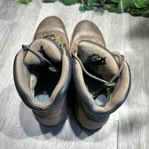 Cabela display picture 1